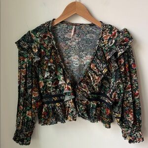 Free People Rudi Ruffle Top Night Garden Floral Cropped Hook Front Open Size M